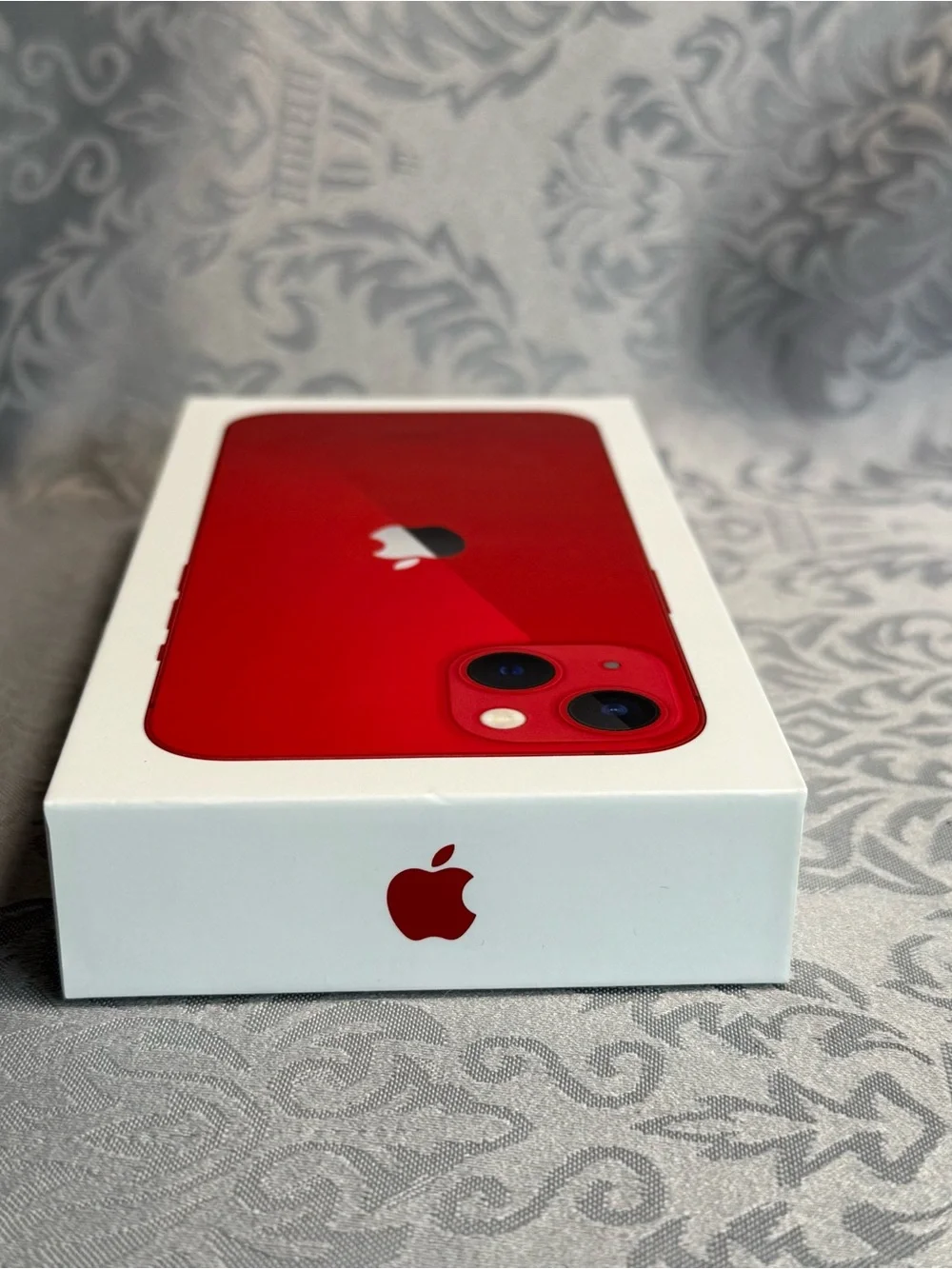 Apple iPhone 13 128GB RED Unlocked Original Box